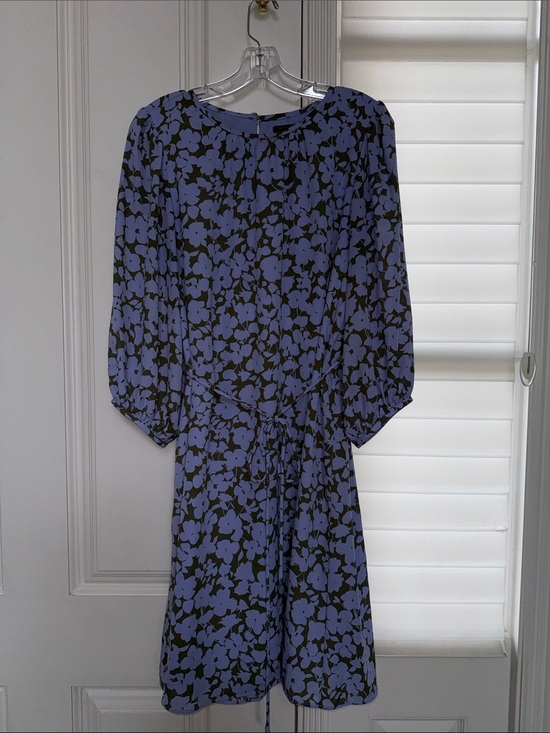 Ann Taylor Dresses & Skirts - Ann Taylor Lilac and Gray Floral Tie-Waist Long Sleeve Dress